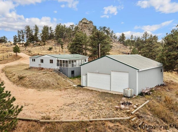 1026 LOOKOUT DR, Cheyenne, WY 82009