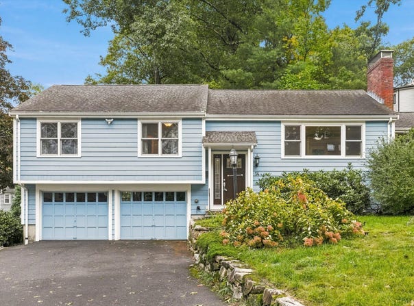 14 Highgate St, Needham, MA 02492