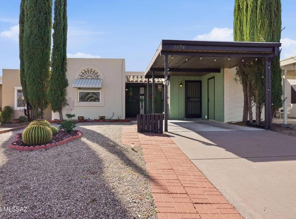 1176 S Alpine Circle, Green Valley, AZ 85614