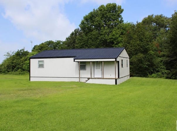 136 Neighbors St, DeKalb, TX 75559