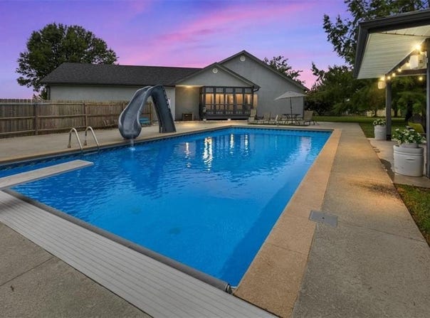 8500 E 116 Highway, Lathrop, MO 64465