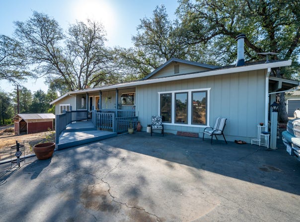 15799 Nauvoo Trail, Redding, CA 96001