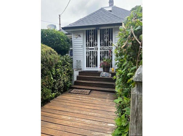 2133 Marion Place, Baldwin, NY 11510