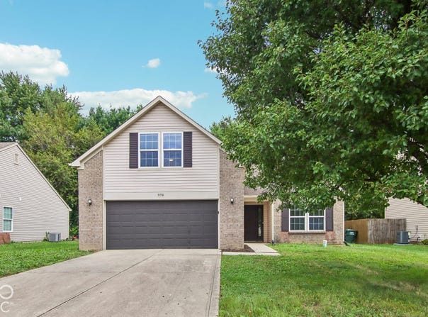 976 Webb Drive, Greenfield, IN 46140