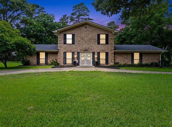 461 Country Pl., Longview, TX 75605
