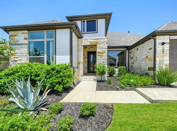 342 Bridge Water Loop, Dripping Springs, TX 78620