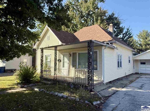 560 W Johnson St, SULLIVAN, IN 47882