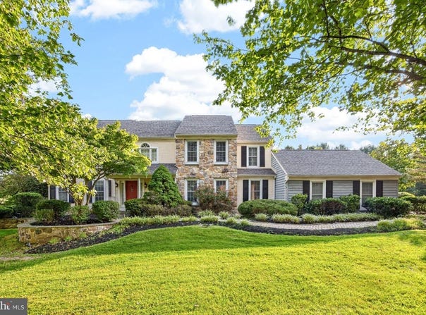 375 COUNTRY LN, PHOENIXVILLE, PA 19460