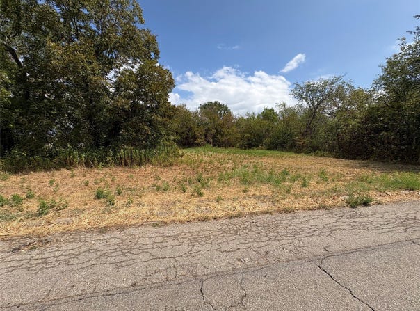 NE 6th Lot 3, Paris, TX 75460