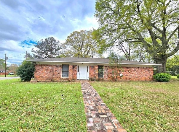 6226 GLADSTONE Drive, Montgomery, AL 36117