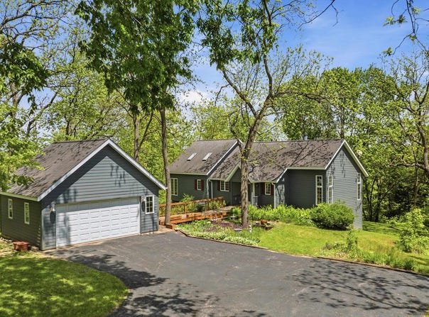 3 Hearthstone Path, GALENA, IL 61036