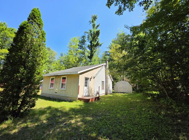 109 Seaton Drive, Mio, MI 48647