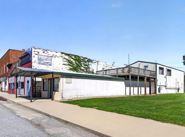 315 N Main Street, Scammon, KS 66773