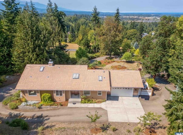 823 Fox Hollow Rd, Sequim, WA 98382