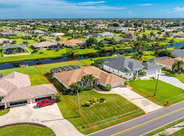 432 BOUNDARY Boulevard, ROTONDA WEST, FL 33947