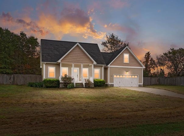 284 Meadowbrook, CADIZ, KY 42211