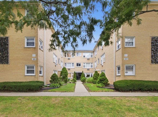 3818 RUBY Street, Schiller Park, IL 60176