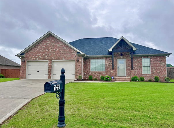 126 Fox Loop, Muscle Shoals, AL 35661