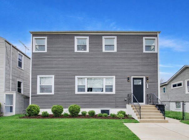2227 Foster Street, Evanston, IL 60201