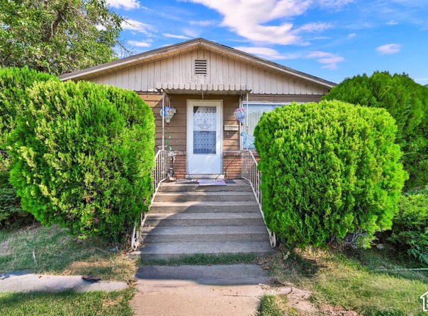 124 33RD St, Ogden, UT 84401