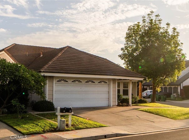 33 Lewis, Irvine, CA 92620