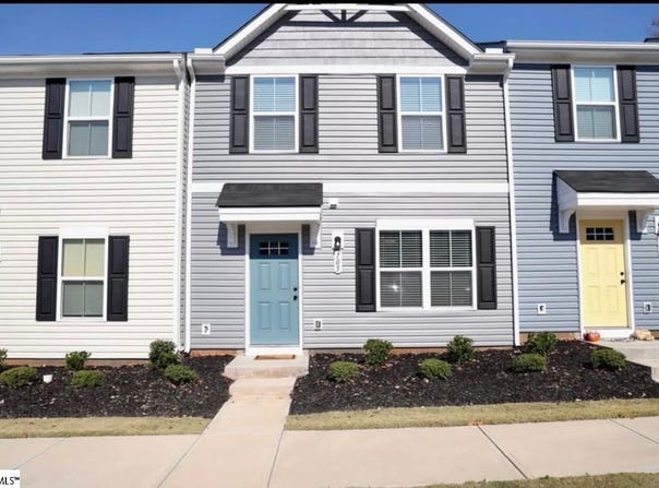 105 Forthside Way, Greer, SC 29651