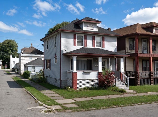 67 E Pleasant St, River Rouge, MI 48218