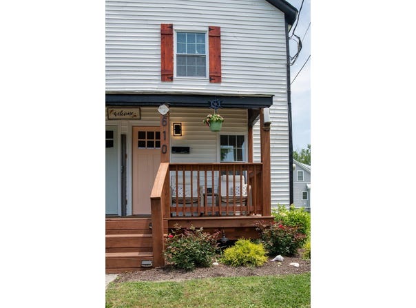 610-612 PEACH ST, CAPE CHARLES, VA 23310