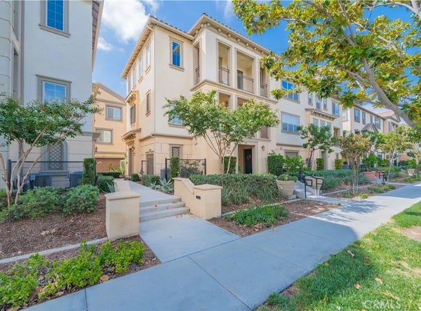8255 Garden Park, Chino, CA 91708