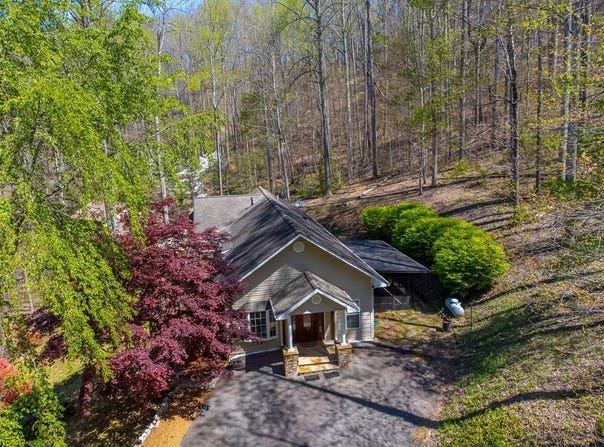 605 Toy Cove Rd, Sylva, NC 28779