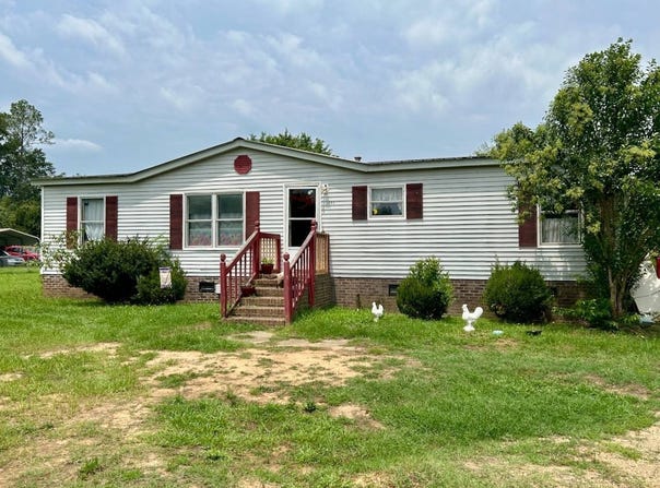 1809 E Main St Ext, Bennettsville, SC 29512
