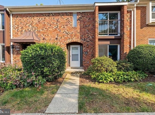 3743 PERSIMMON Circle, FAIRFAX, VA 22031