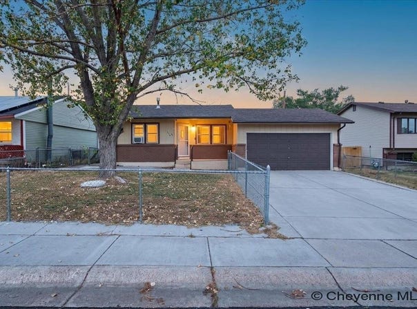 236 S SNYDER AVE, Cheyenne, WY 82007