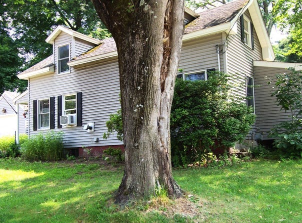 41 Worcester Street, Grafton, MA 01519