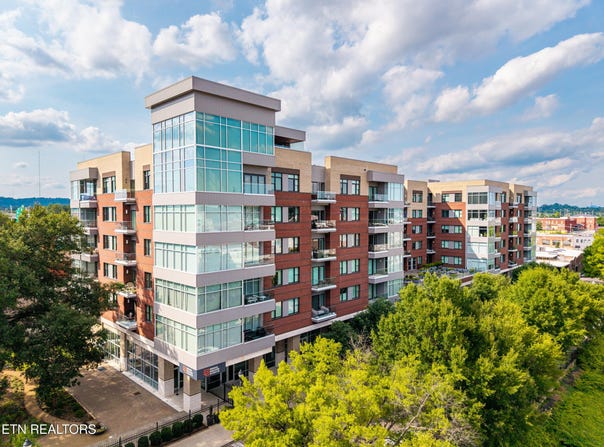 333 W Depot Ave, Knoxville, TN 37917