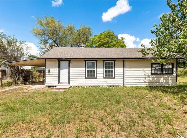 515 E Norman Avenue, Raymondville, TX 78580