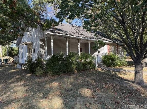 140 S Tyler, DeWitt, AR 72042