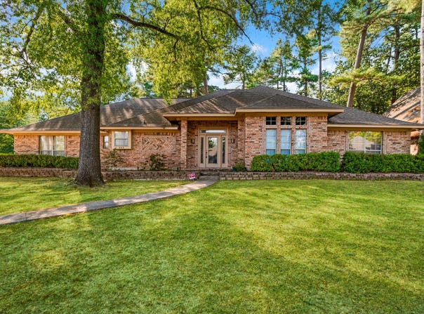 449 Timber Brook Drive, Reno, TX 75462