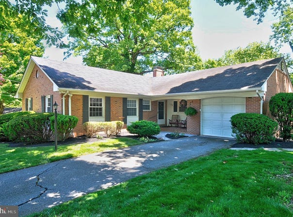 122 ARMSTRONG Place, WINCHESTER, VA 22602