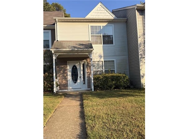 110 Heather Way, Yorktown, VA 23693