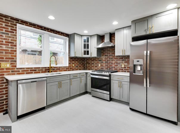 1903 S WARNOCK Street, PHILADELPHIA, PA 19148