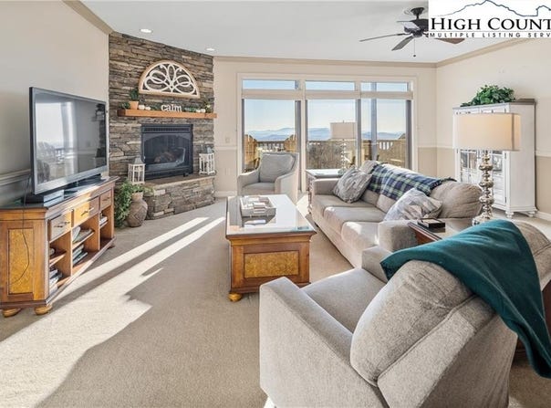 166 Trails End, Sugar Mountain, NC 28604