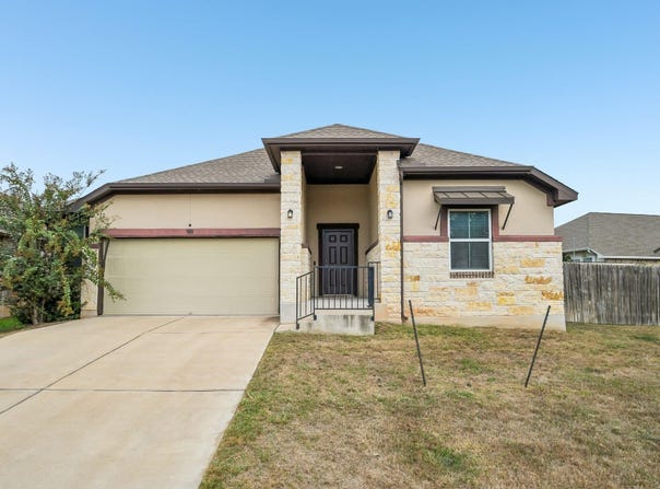 280 Rimrock Ct, Bastrop, TX 78602
