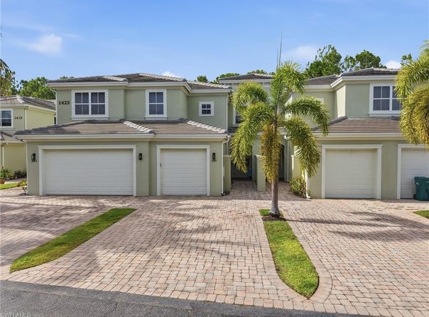 1425 Mariposa Cir, NAPLES, FL 34105