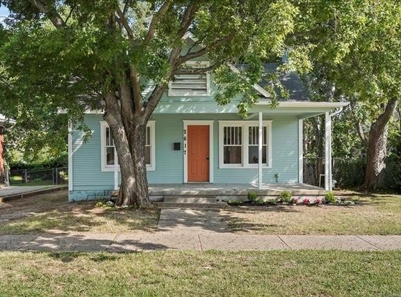 2617 E 10th Street, Tulsa, OK 74104