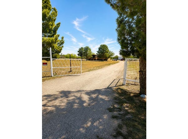 303 Vikki Rd, Big Spring, TX 79720