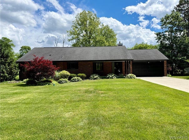 5125 Forest Road, Lewiston, NY 14092