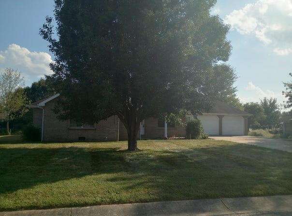 169 N Ridge Road, Versailles, IN 47042