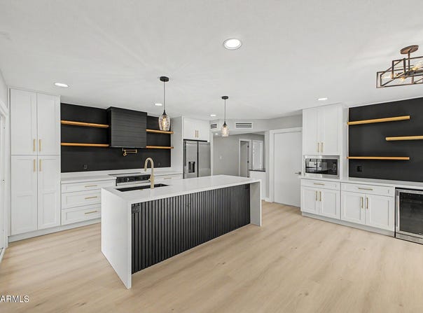 2136 E COLGATE Drive, Tempe, AZ 85283