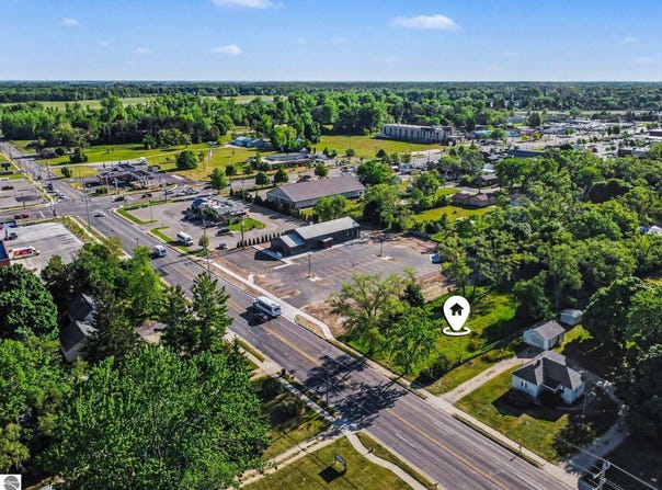2129 S Isabella Road, Mt Pleasant, MI 48858